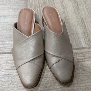 New Maurices Women's grey Tan Mules